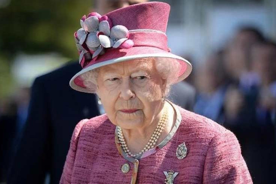 Kraliçe Elizabeth'in cenazesi için Türkiye'den 1.5 milyon dal karanfil gönderilecek